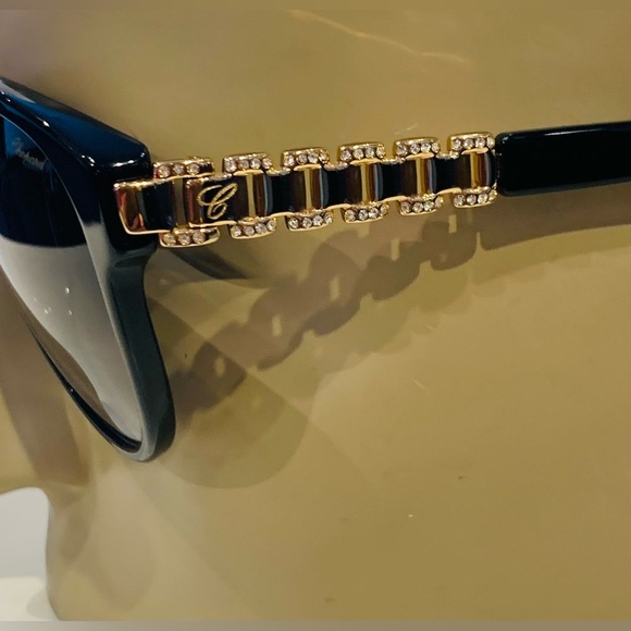Host picked New Chopard Sunglasses - Picture 5 of 9